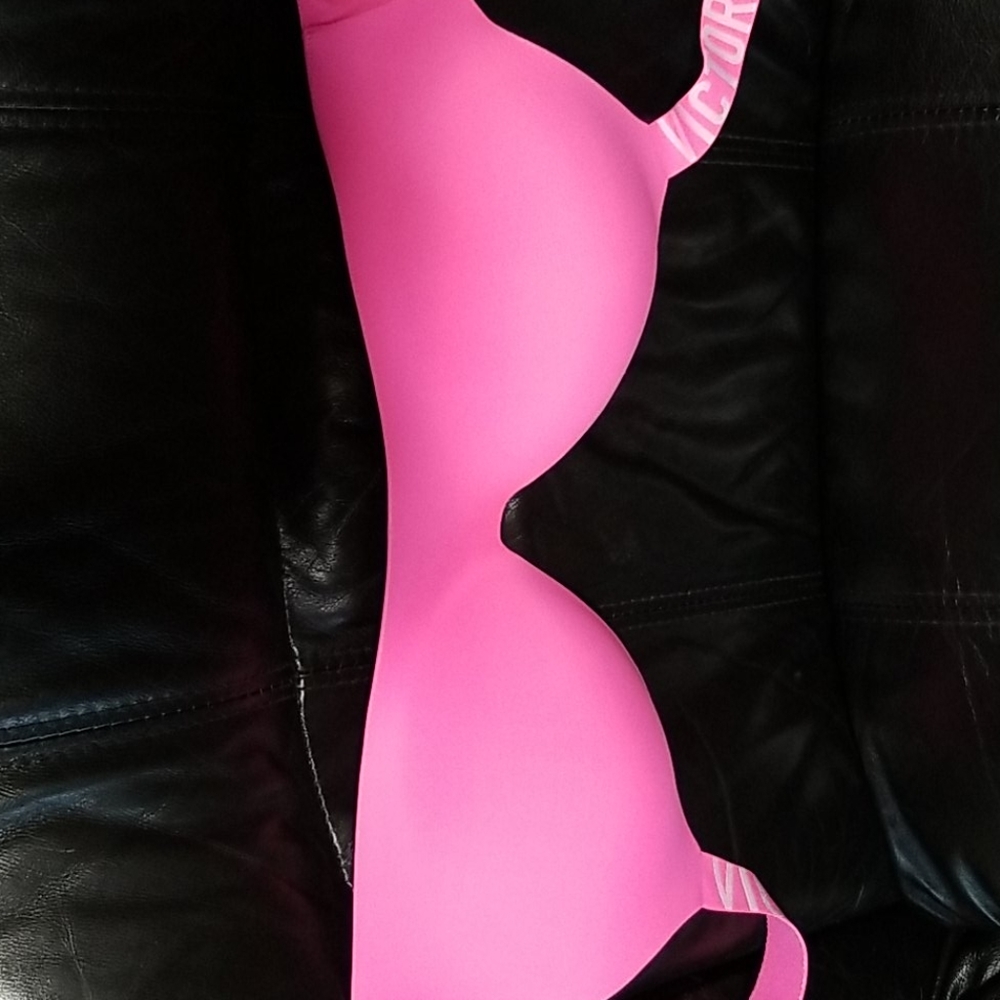 Victoria Secret Wireless Bra